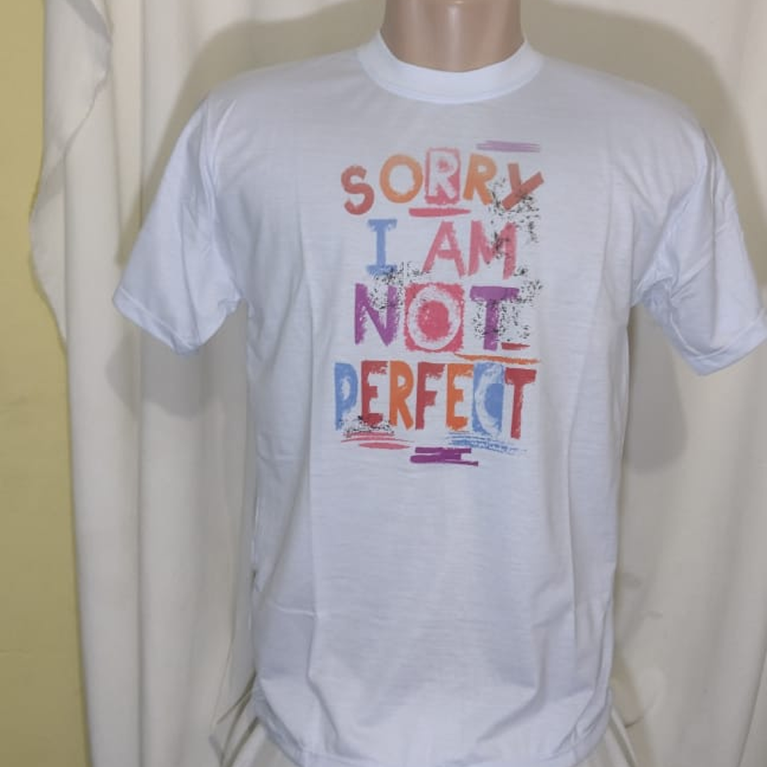  Camiseta Branca Gola Redonda | Tam. M