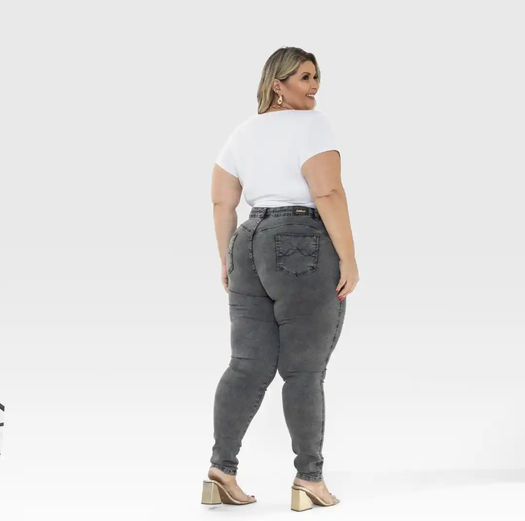 Calça Jeans Feminina Plus Size