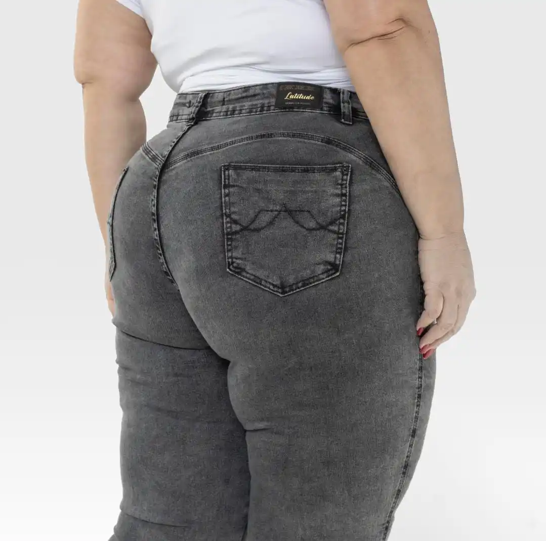 Calça Jeans Feminina Plus Size