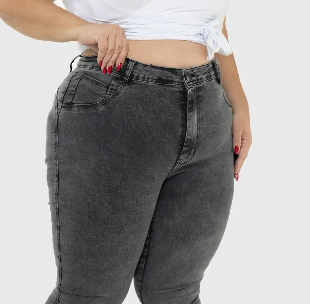 Calça Jeans Feminina Plus Size